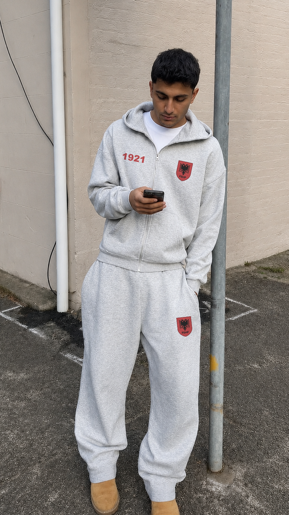 Albania Oversized Jogger Stone Grey