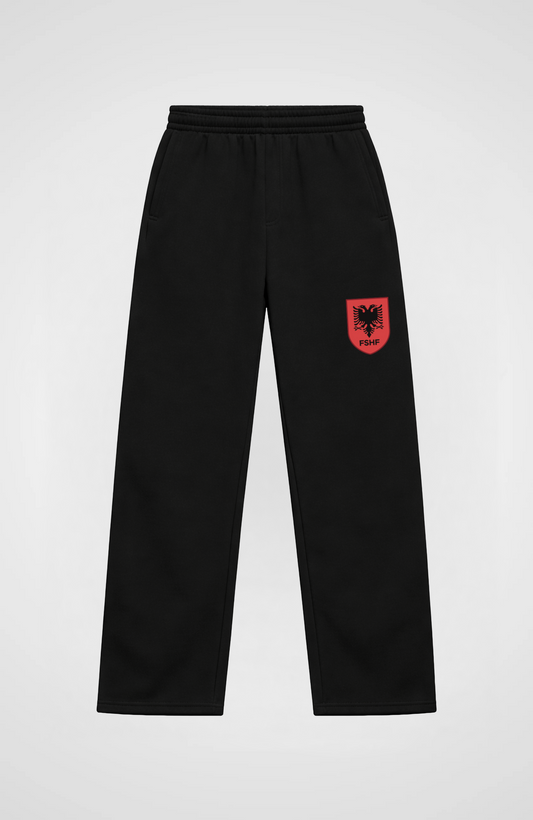 Albania Oversized Jogger Black